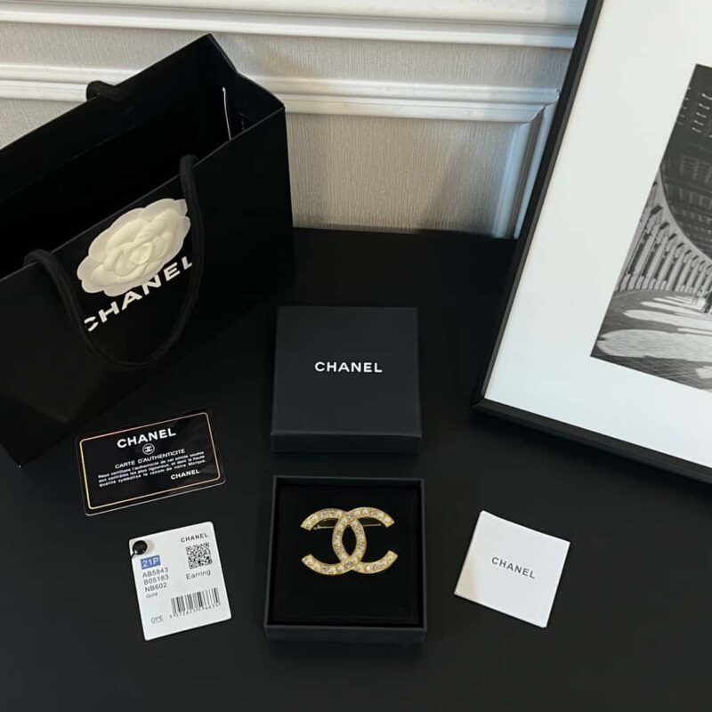 ☑️CHANEL香奈儿双c半钻半珍珠胸针 - Image 3