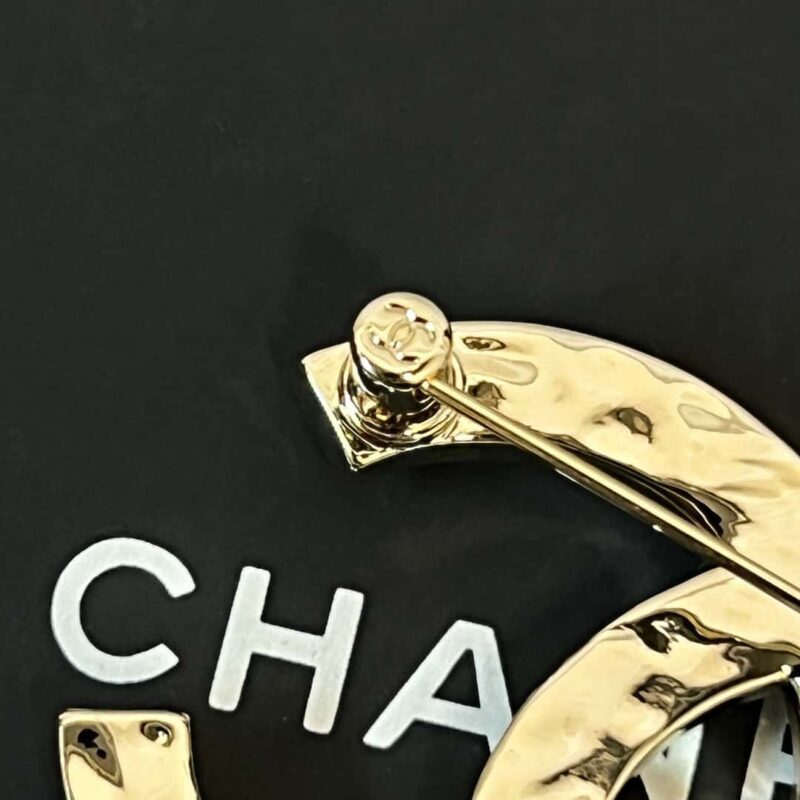 ☑️CHANEL香奈儿双c半钻半珍珠胸针 - Image 9