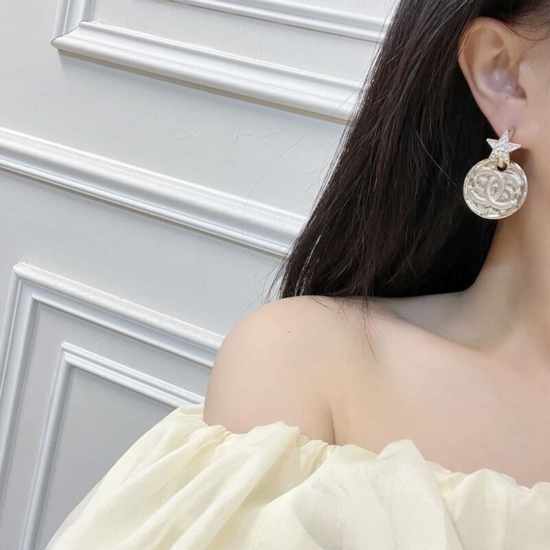 ☑️CHANEL香奈儿c2双c五角星 星星圆形耳钉耳环 - Image 5