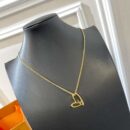 Louis Vuitton 路易威登 lv字母桃心项链耳环