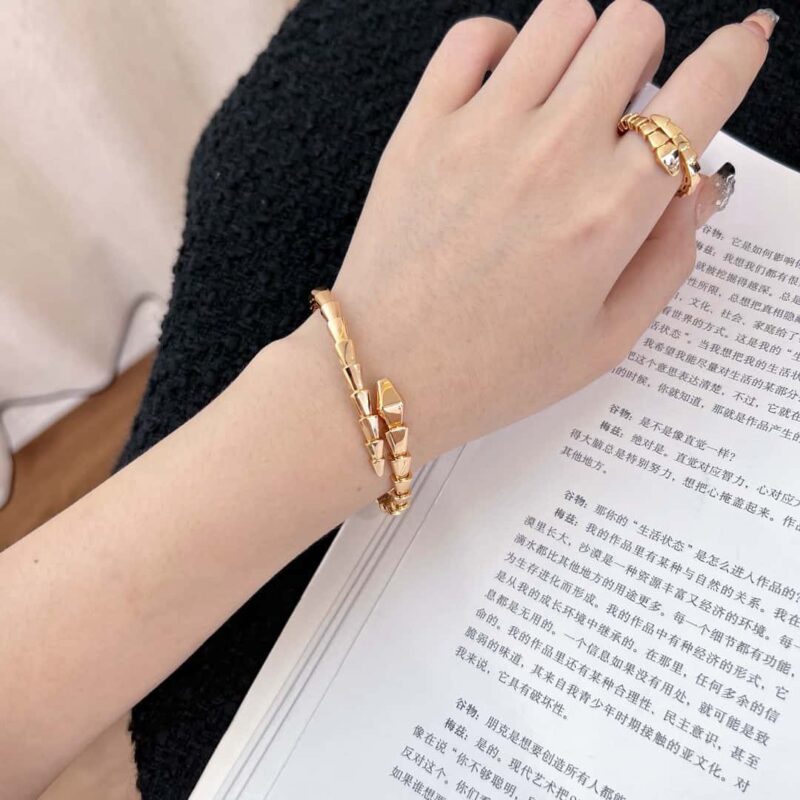 CNC版本 ☀️精工版本A ☀️宝格丽BVLGARI窄版光面蛇骨手镯 ☀️ - Image 6