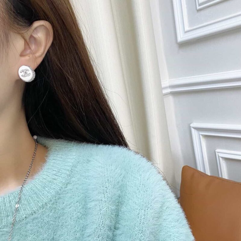 CHANEL香奈儿双C圆形耳钉 手链 项链 - Image 4