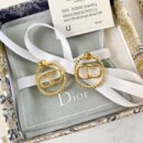 DIOR迪奥金色CD珍珠耳钉