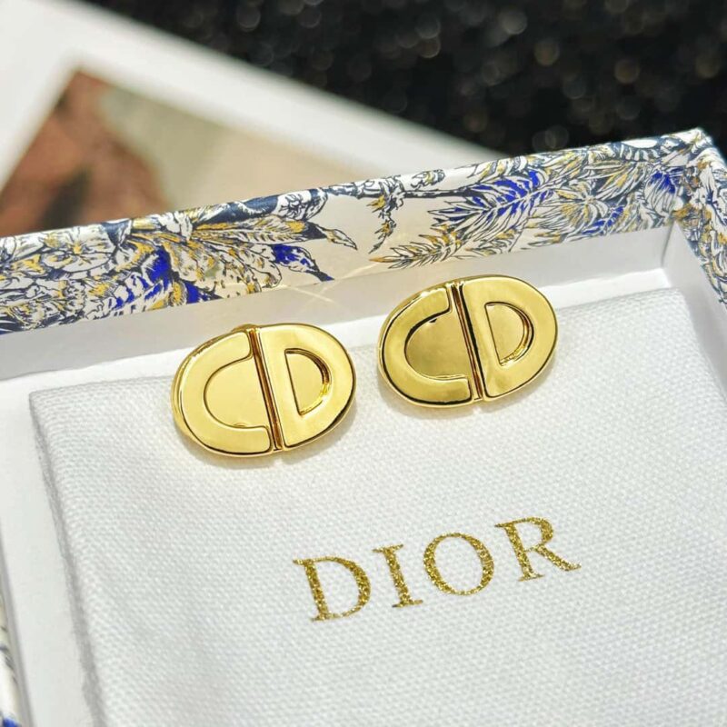 ☑️DIOR迪奥金色CD耳环耳钉 - Image 2