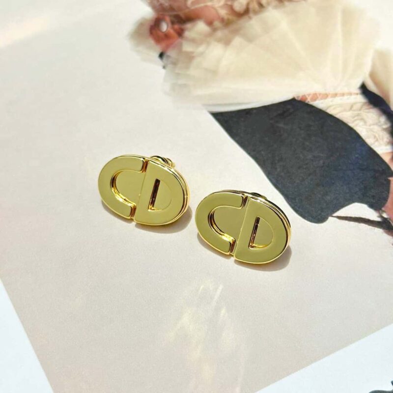 ☑️DIOR迪奥金色CD耳环耳钉 - Image 6