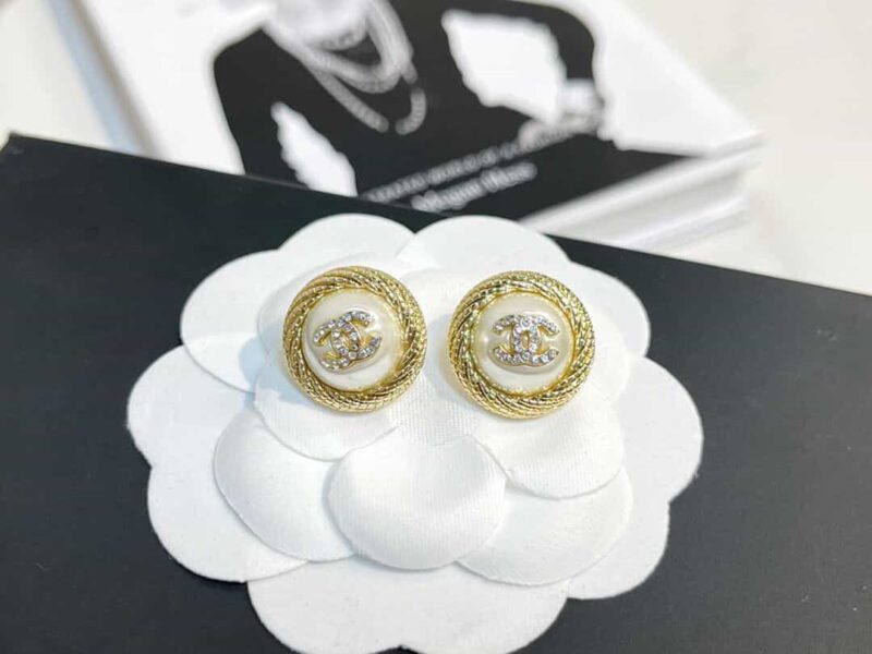 CHANEL香奈儿双c耳钉耳环