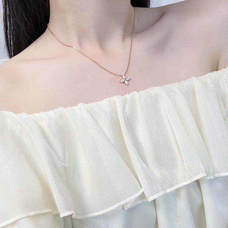 Louis Vuitton 路易威登Blossom 系列 四叶草项链 - Image 9