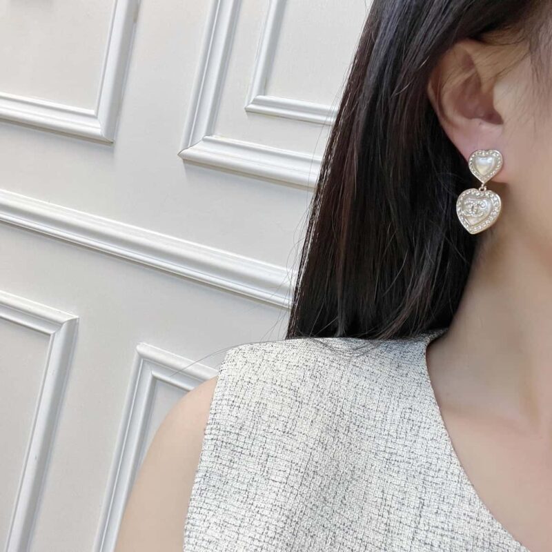 ☑️CHANEL香奈儿c2双c双桃心爱心耳钉耳环 - Image 5
