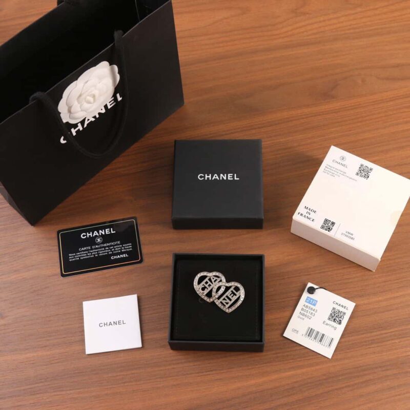 ☑️CHANEL香奈儿双爱心桃心胸针 - Image 3