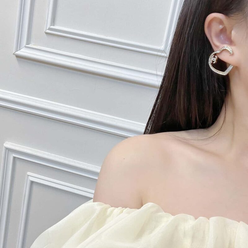 香奈儿C1满钻桃心爱心耳夹耳环 - Image 5