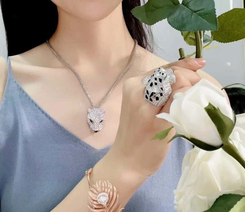 ☀️卡地亚PANTHÈRE DECARTIER丛林系列满钻豹子项链 手链 ☀️ - Image 5