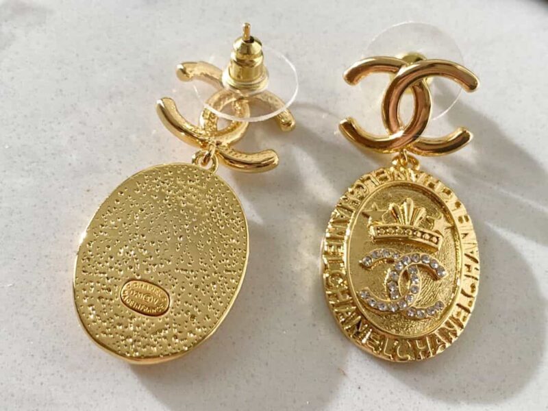 CHANEL香奈儿金色双c皇冠耳钉耳环 - Image 2