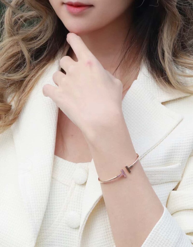 粉钻款☀️Tiffany&co 蒂芙尼 经典款T字系列 绿松石带钻玫瑰金双T手镯 ☀️ - Image 8