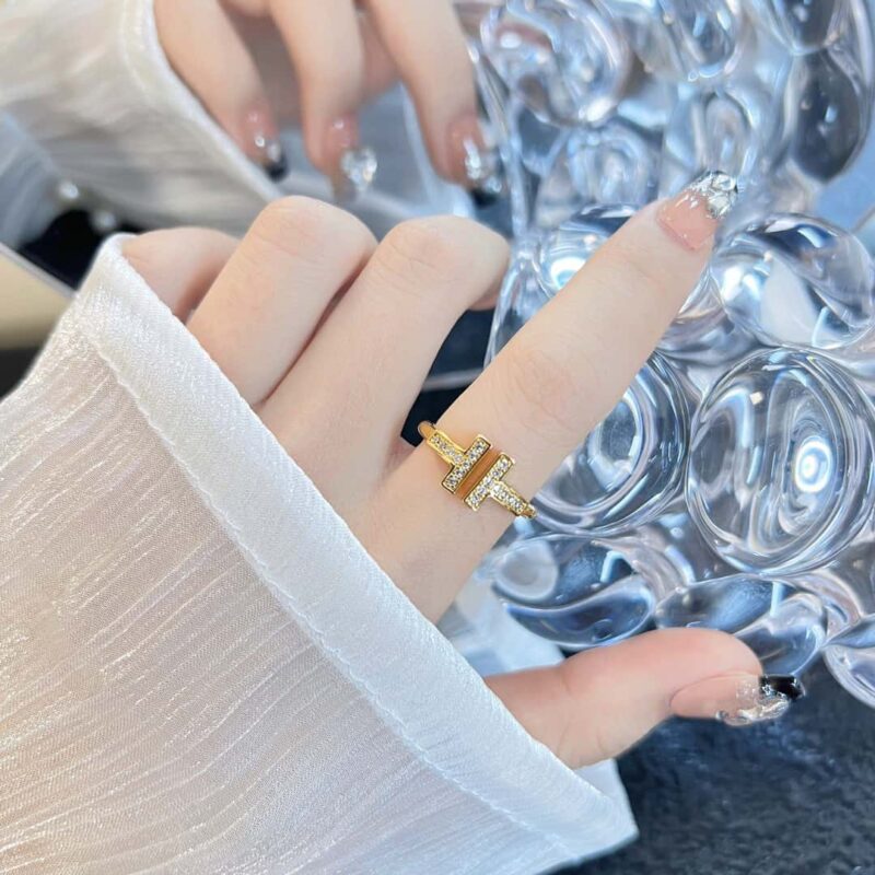 （5钻）☀️Tiffany&co 蒂芙尼 经典款T字系列 5钻双T戒指 ☀️ - Image 4
