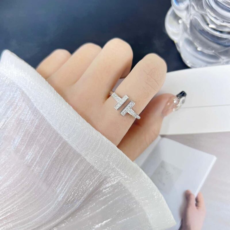 （5钻）☀️Tiffany&co 蒂芙尼 经典款T字系列 5钻双T戒指 ☀️ - Image 5