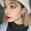 CHANEL香奈儿双c黑皮绳耳钉耳环