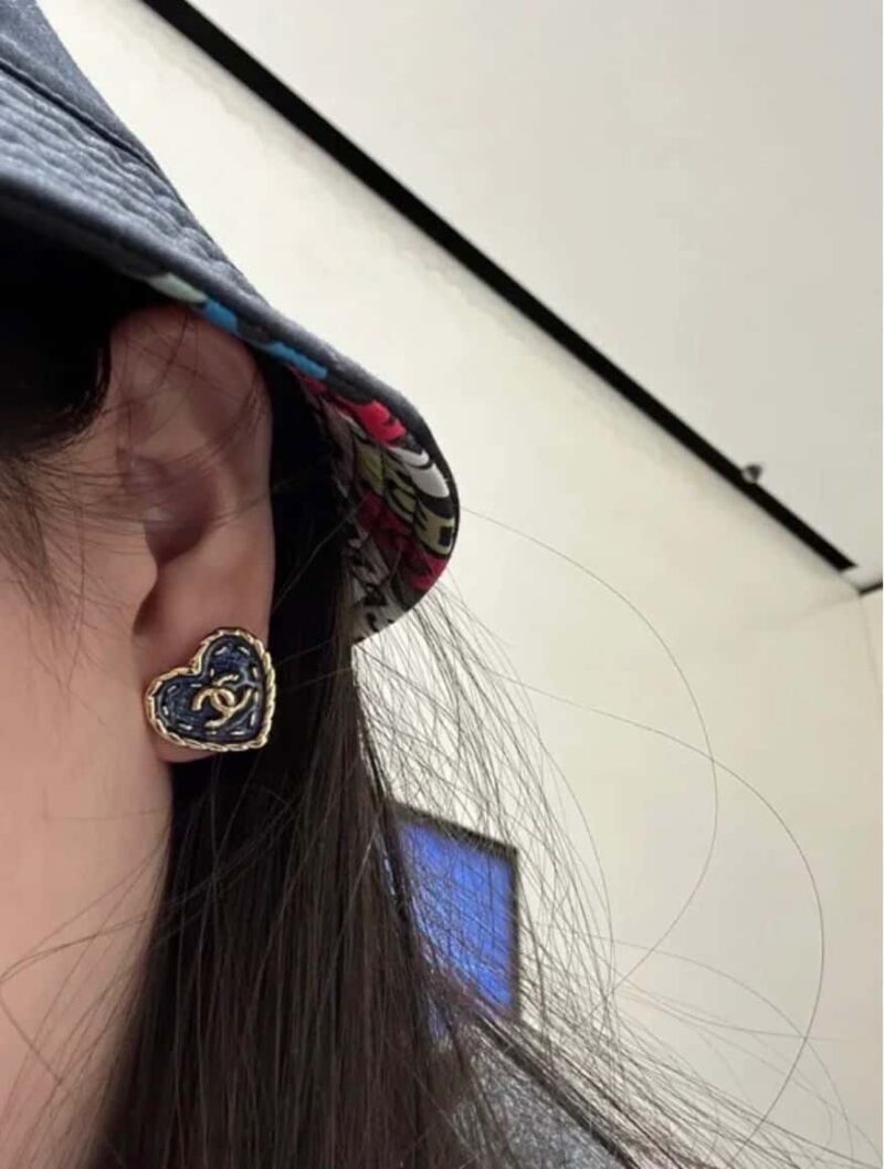 香奈儿耳钉耳环 ☀️☑️ 香奈儿c1双c桃心爱心耳钉耳环 ☀️ - Image 14