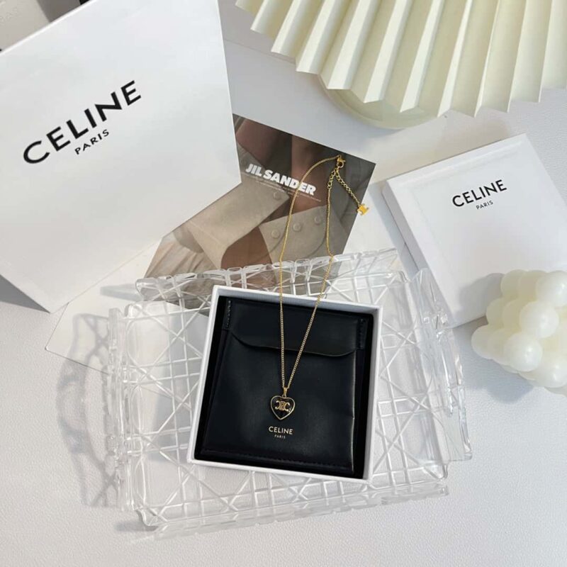 ☀️☑️ Celine瑟琳黑色桃心凯旋门项链 ☀️ - Image 3