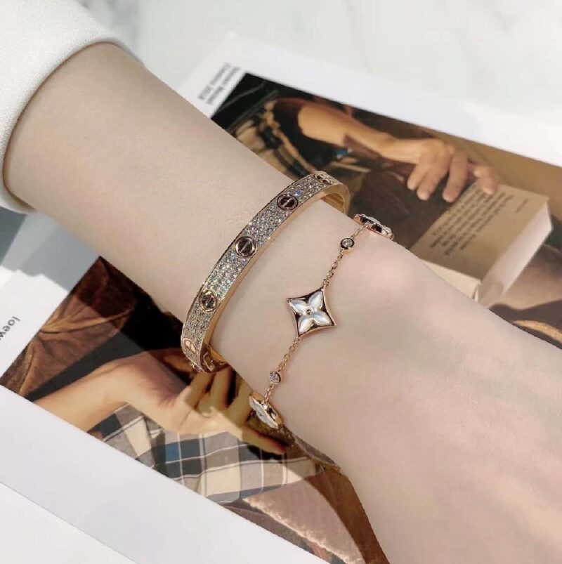 爆款 ☀Louis Vuitton 路易威登 LV白贝母四花手链 ☀ - Image 4