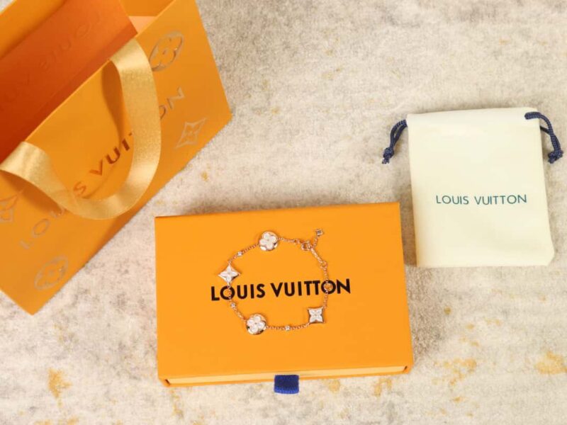 爆款 ☀Louis Vuitton 路易威登 LV白贝母四花手链 ☀ - Image 12