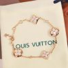 IMG_7958-2.jpg 爆款 ☀Louis Vuitton 路易威登 LV白贝母四花手链 ☀