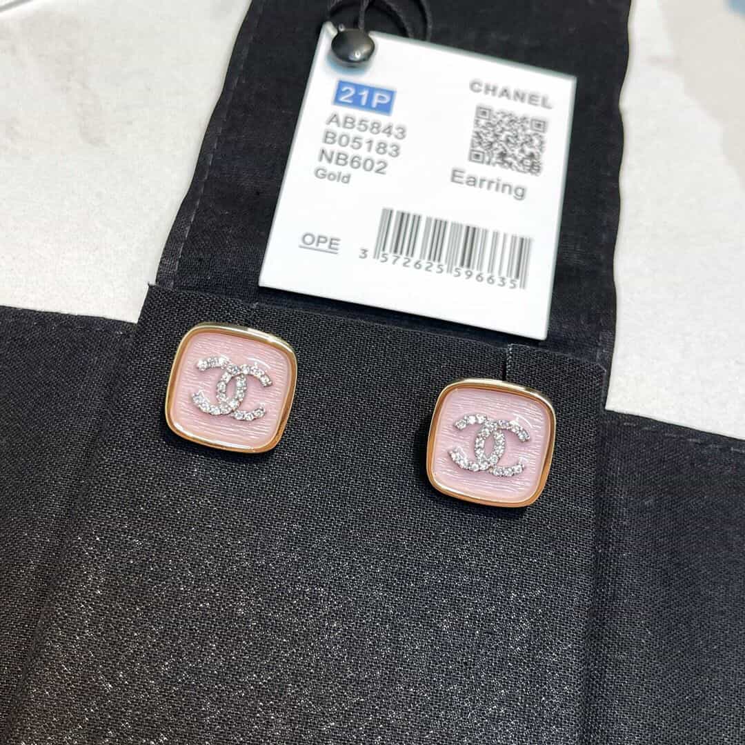 CHANEL香奈儿双c耳钉耳环