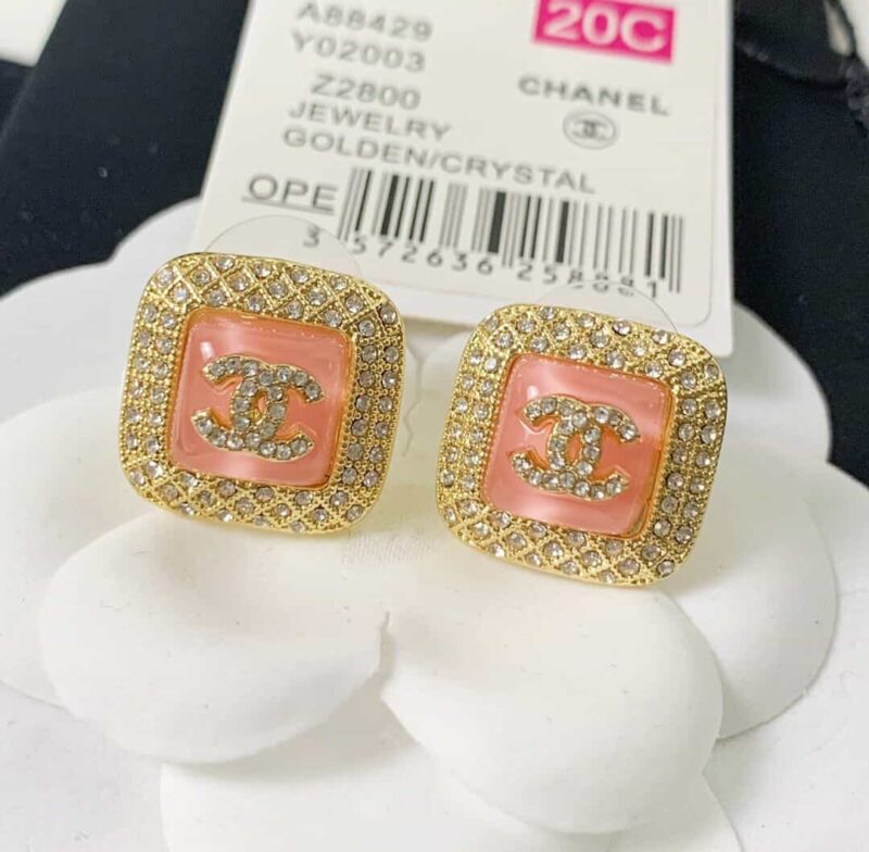 CHANEL香奈儿双c粉蛋白石耳钉耳环