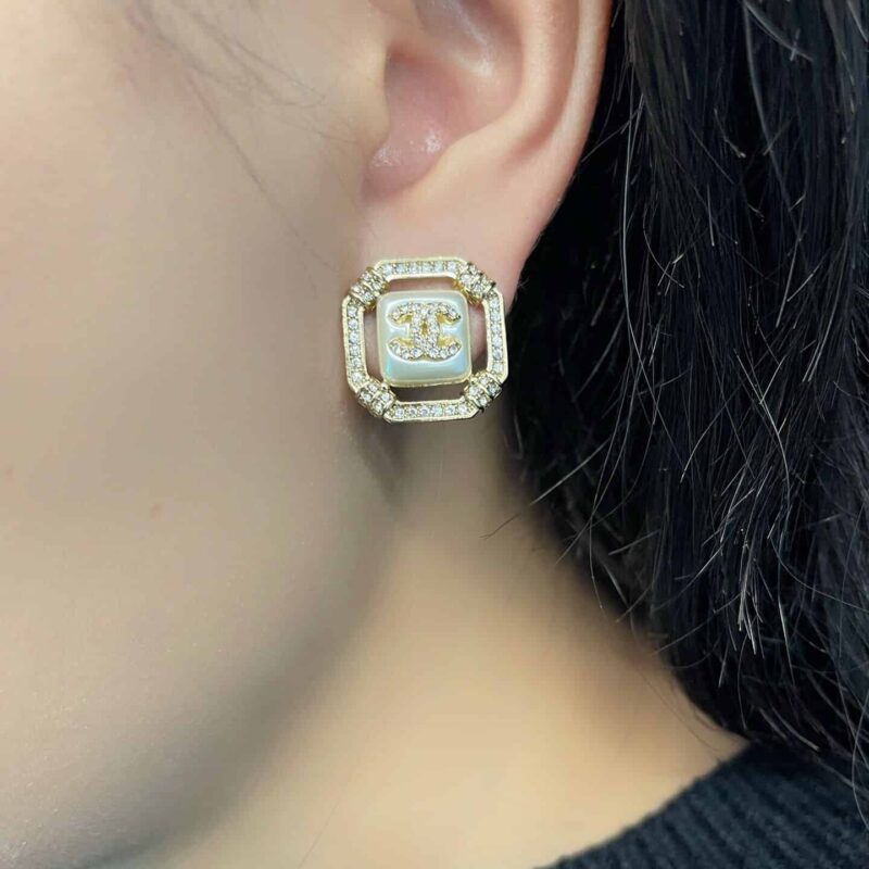 CHANEL香奈儿双c耳钉耳环