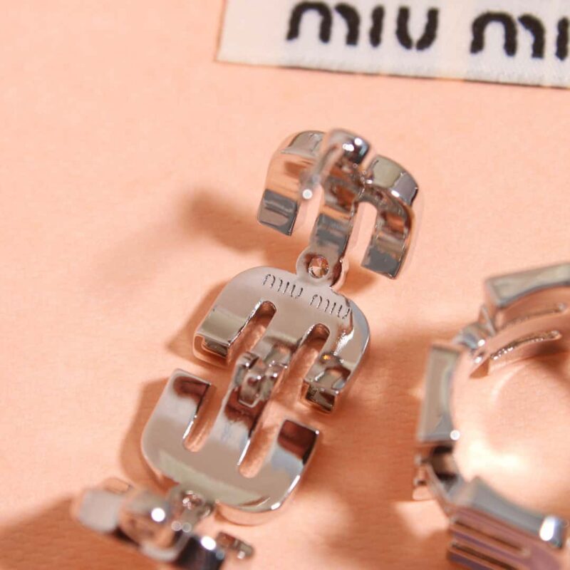 MIU MIU缪缪彩虹M字母耳钉耳环 - Image 3