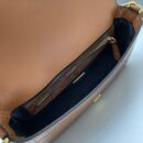 Fendi 中号鳄鱼皮法棍包，棕色
