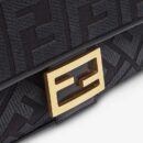 Fendi Nano F 小牛皮包，绿色