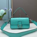 Fendi 大号 Sunshine 购物袋，采用 ROMA 徽标小牛皮，灰色