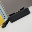 Fendi Nano First 包，采用纳帕皮革，白色