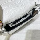 Fendi 中号鳄鱼皮法棍包，蓝色