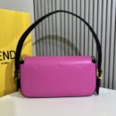 Fendi 中号法棍包，橙色拼接皮革