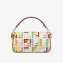 Fendi 中号 Baguette 包，采用 FF 图案帆布，多色