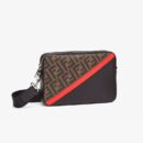Fendi 腰包，采用 FF 图案面料白色/红色