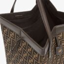 Fendi Nano F米色小牛皮包