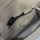 Fendi 中号法棍复刻包，鳄鱼皮，白色