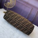 Fendi 中号 Sunshine 购物袋，采用 ROMA 徽标小牛皮，金色