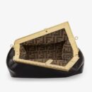 Fendi 中号 First 包，采用黑色纳帕皮革