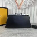 Fendi 大号 Sunshine 购物袋，采用 ROMA 徽标小牛皮，灰色