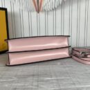 Fendi Mini Peekaboo Cut 包 白色鳄鱼皮包