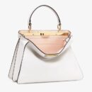 Fendi Mini Mon Tresor 水桶包，采用 FF 图案小牛皮，白色