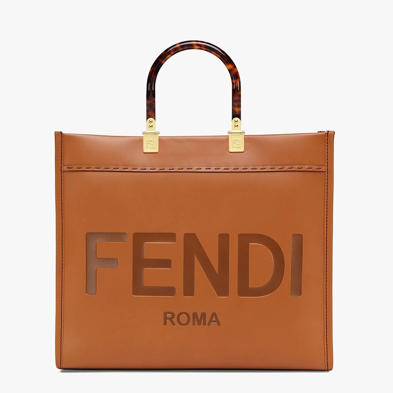 Fendi 中号 Sunshine 购物袋，采用 ROMA 徽标小牛皮，棕色