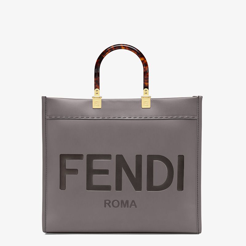 Fendi 中号 Sunshine 购物袋，采用 ROMA 徽标小牛皮，灰色