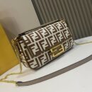 Fendi Mini Pomodorino 水桶包 米色小牛皮包