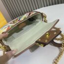Fendi 小号 First 包，采用纳帕皮革，白色