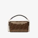 Fendi 小号 First 包，采用纳帕皮革，金色