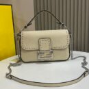 Fendi Nano F 小牛皮包，蓝色